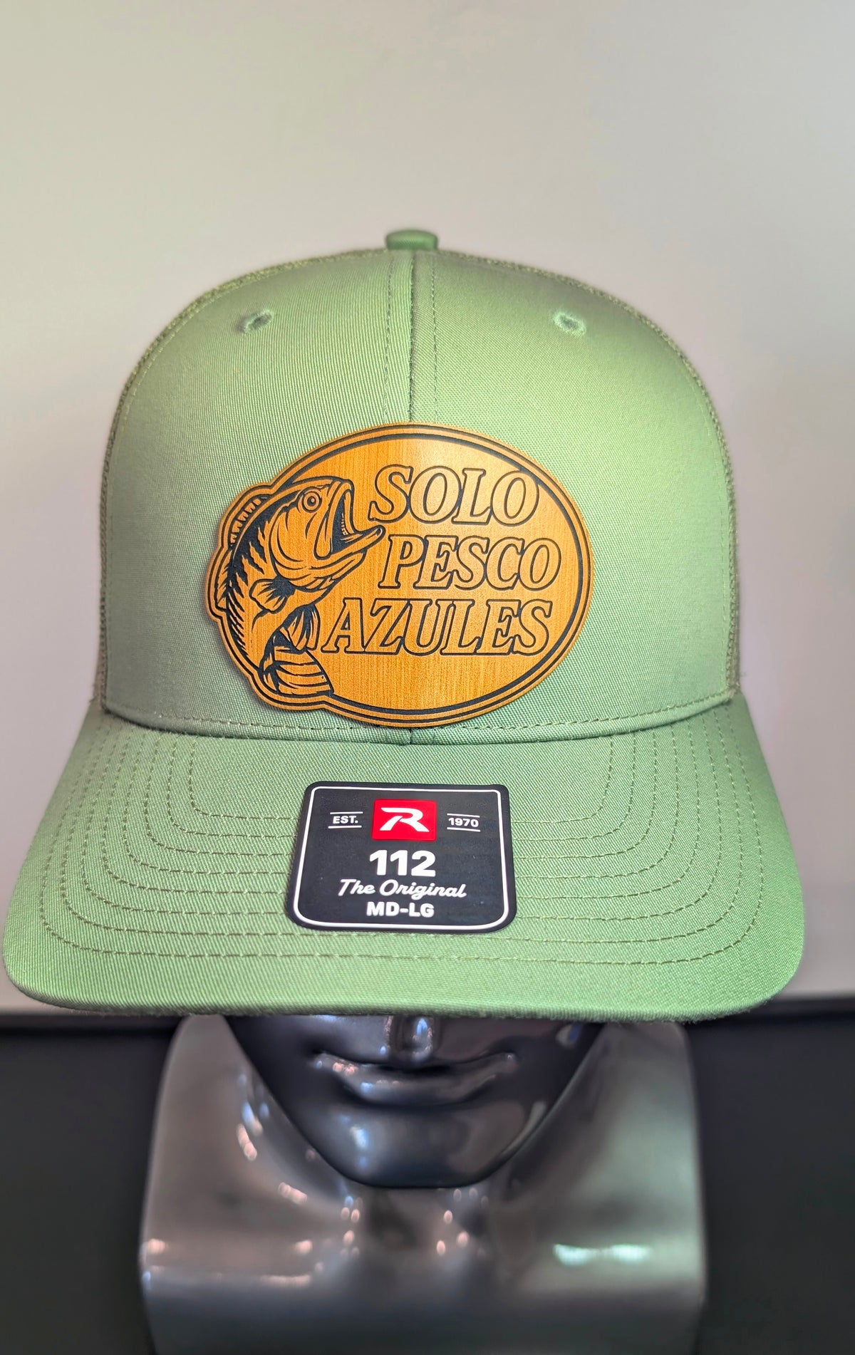 Solo Pesco Azules – Largemouth Bass Fishing Leather Patch Hat | Richardson 112